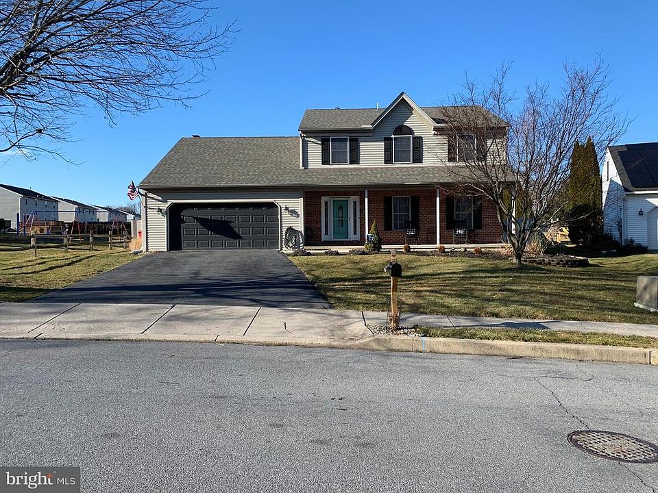 1st image of 104 Slater Dr
