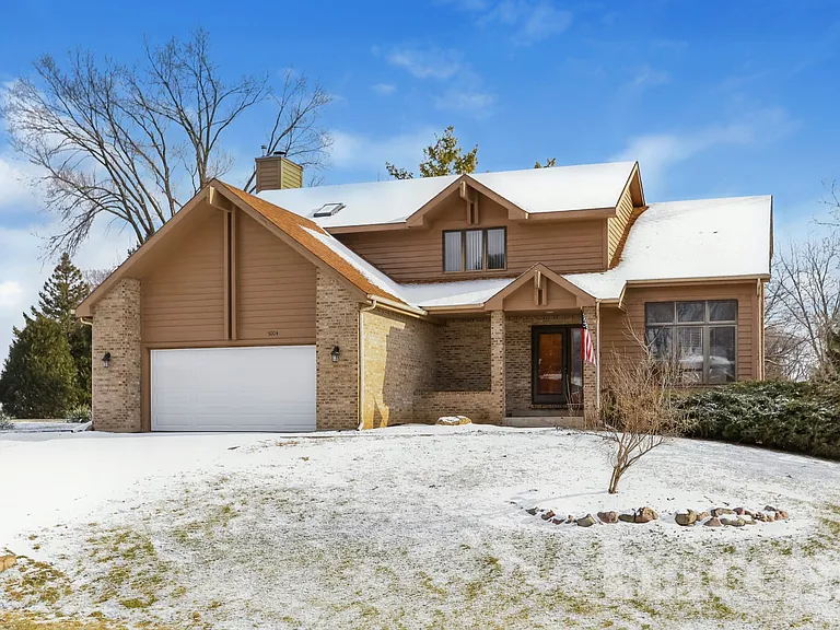5004 Lake Dawnwood Dr — Photo 2