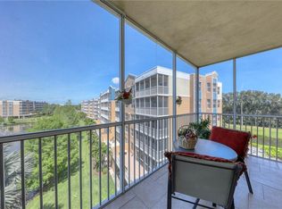 960 Starkey Rd APT 2406, Largo, FL 33771