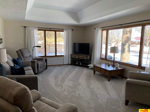 3rd image of 2149 N Nye Ave