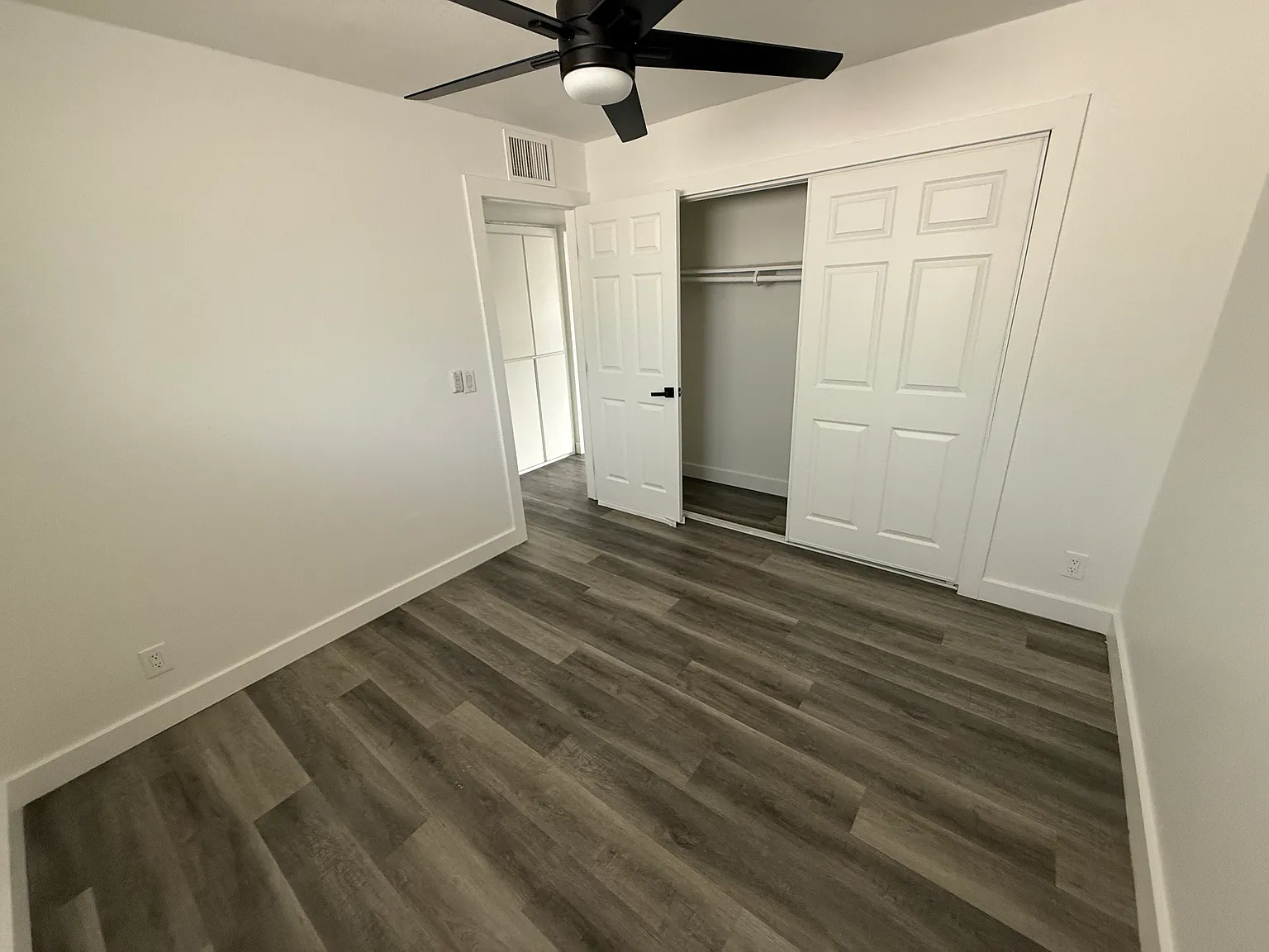 1 bed, 561 sqft, $899 — Photo 4
