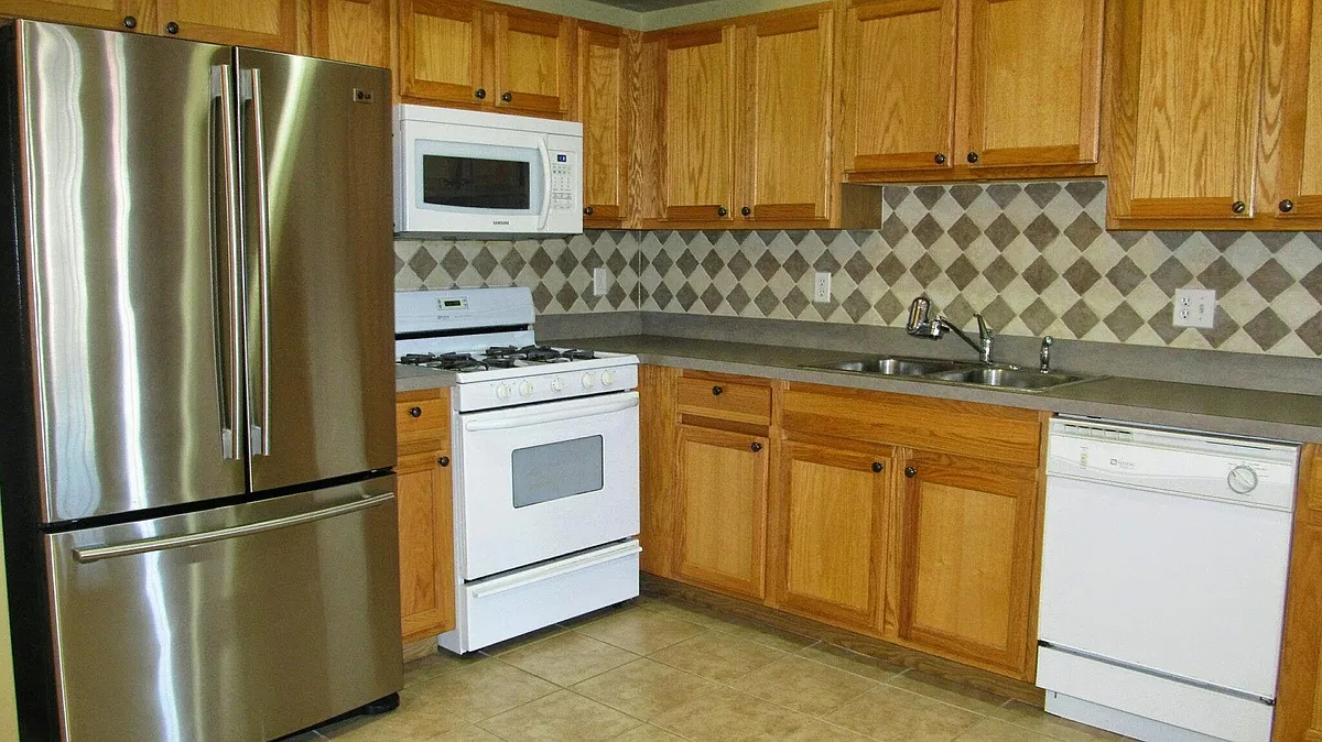 Building Photo - 239 Pinelli Dr