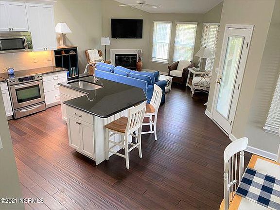 4th image of 3169 Lakeside Commons Dr SE
