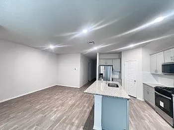 1644 Layne Loop — Photo 21