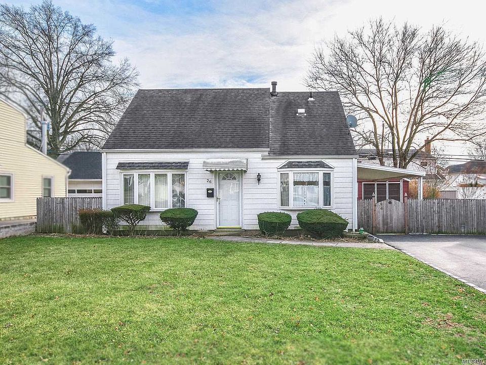 1st image of 26 Appletree Ln