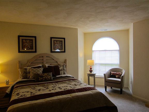 5th image of 3717 Snowdrift Cir APT 303