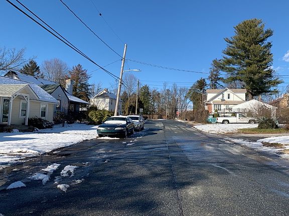 4th image of 1211 Glenback Ave