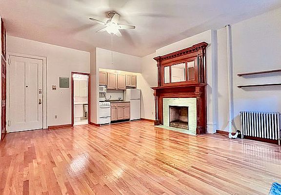 2nd image of 316 W 102nd St APT 2B