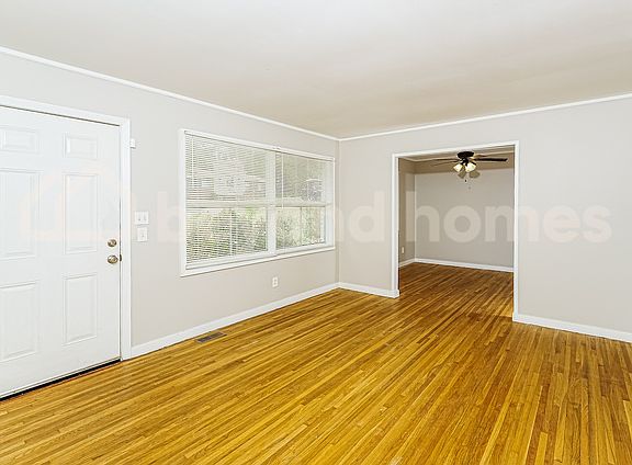 4th image of 1317 Hatfield Ln