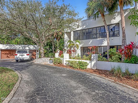 3rd image of 276 Aquarina Blvd #276
