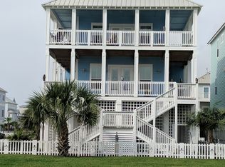 3831 Neptune, Galveston, TX 77554