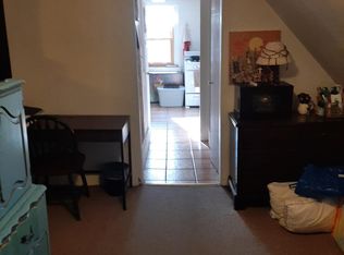 263 S 9th St #3R, Philadelphia, PA 19107