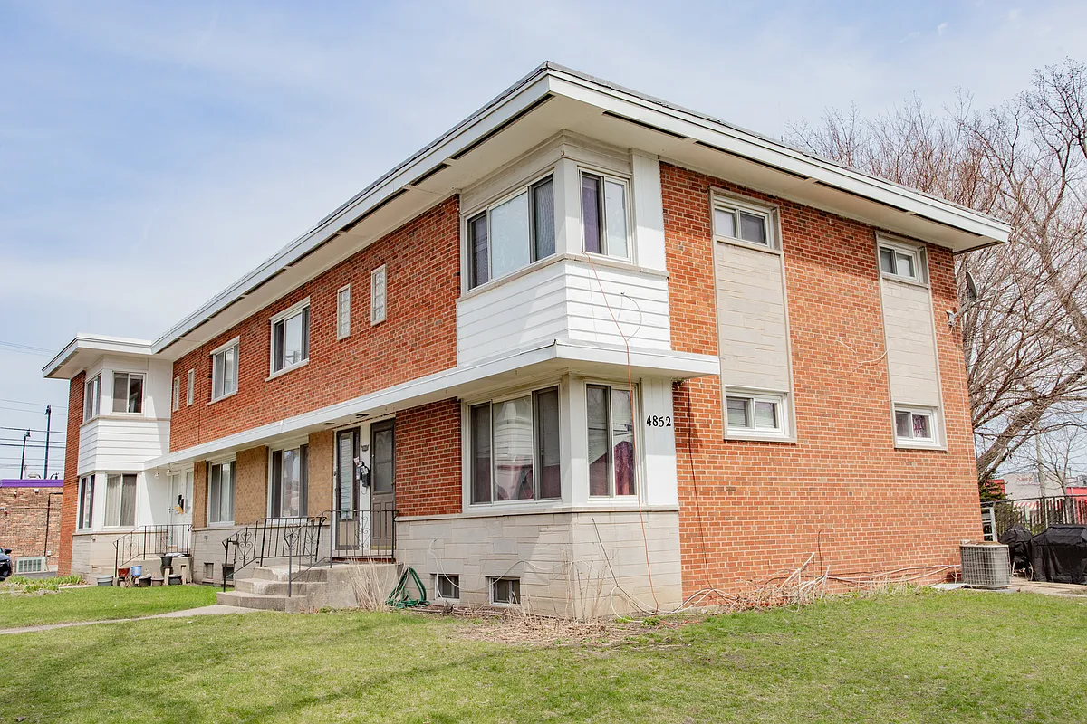 Building Photo - 4852 Carol St