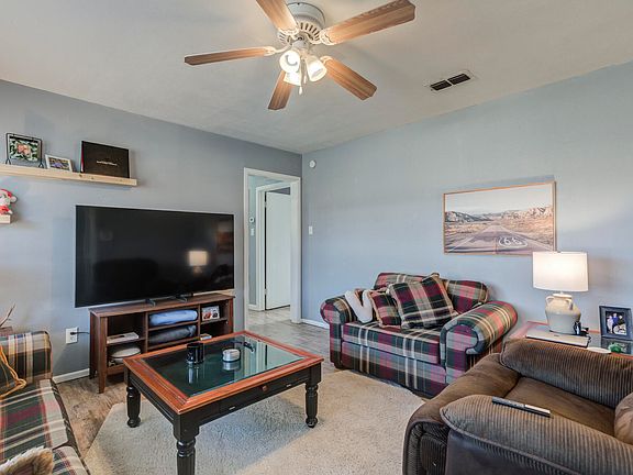 4th image of 4503 45th St