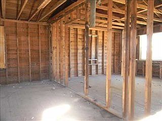 2nd image of 608 S Montana Ave