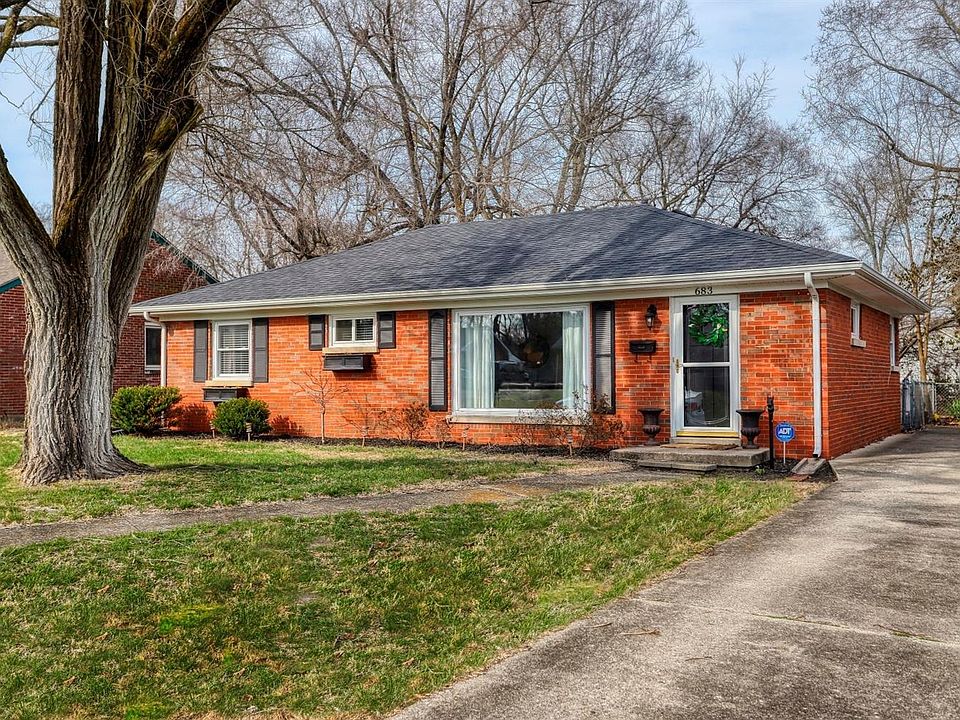 1st image of 683 Sheridan Dr