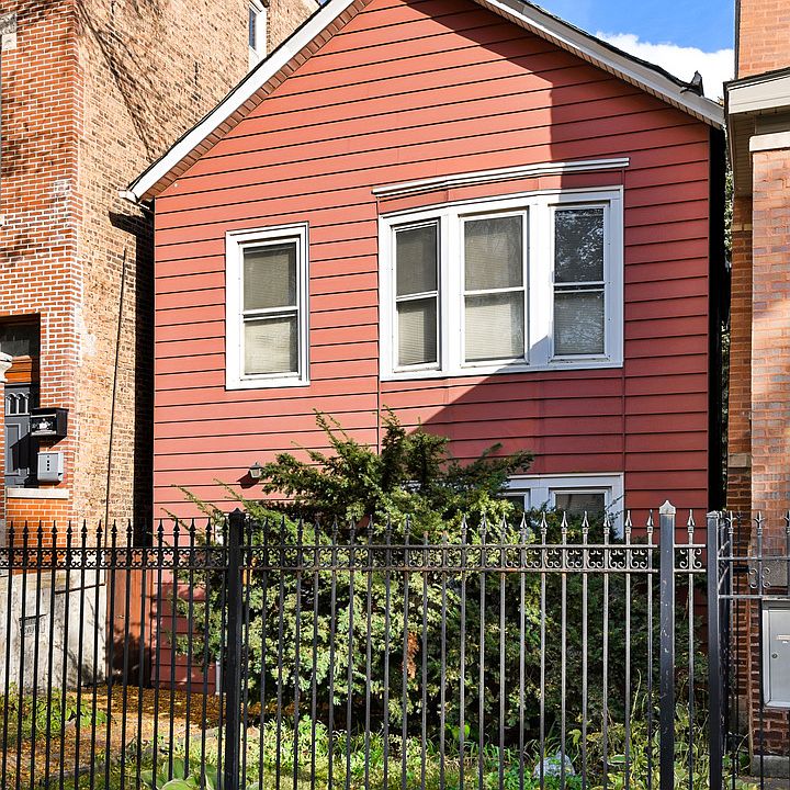 1st image of 2171 N Rockwell St