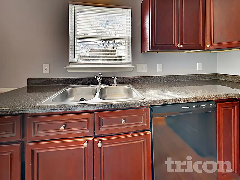 8223 Belmont Stables Dr — Photo 5