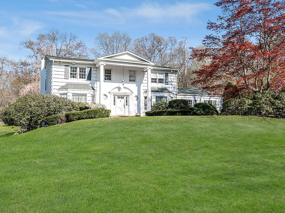 1st image of 9 Chelmsford Dr