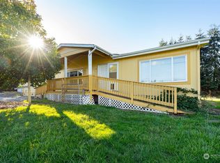 106 Bay Rd APT 4, Winlock, WA 98596