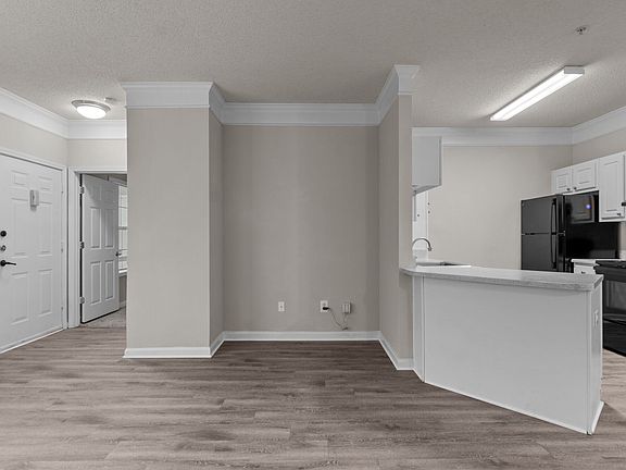 3rd image of 4305 Paxton Ln SW #509