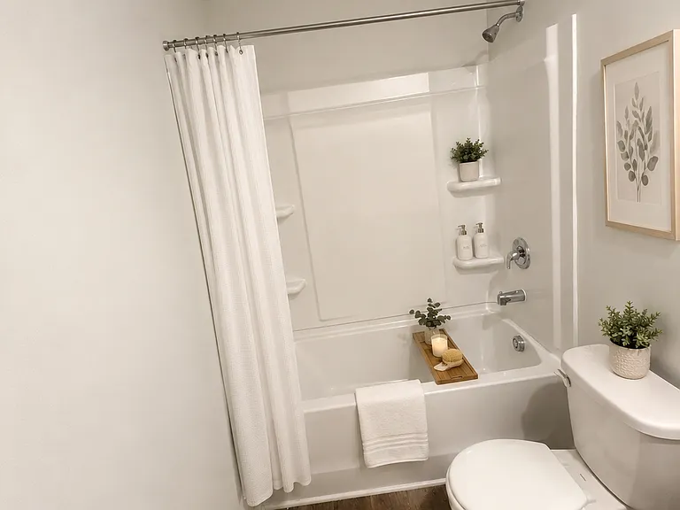 806 Lilyford Ln — Photo 8