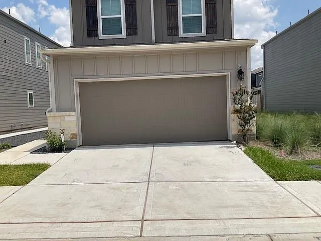 3 bed, 2.5 bath, 1510 sqft, $2,300 — Photo 2