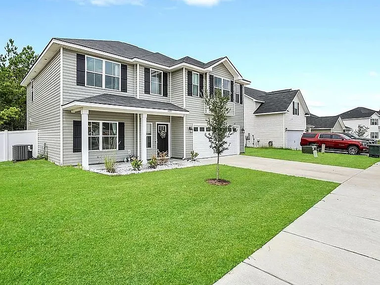 103 Fridley Ln — Photo 2