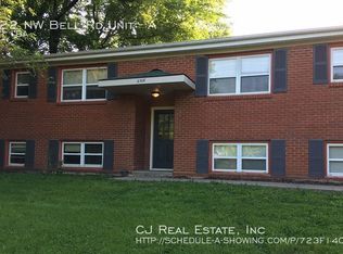 6122 NW Bell Rd APT A, Parkville, MO 64152