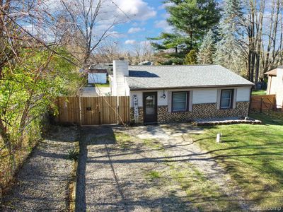 9525 Cornell Ave, Clarkston, MI, 48348