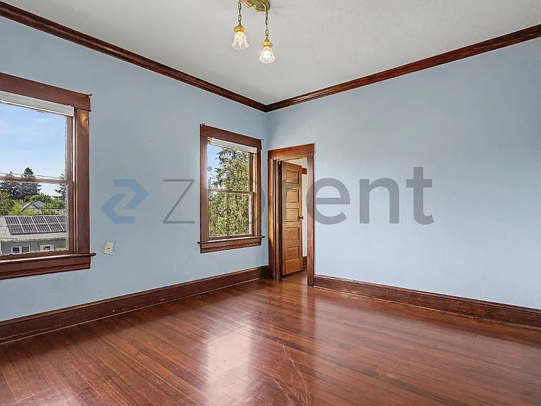 7820 N Van Houten Ave — Photo 25