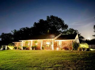1811 Cardinal Dr, Tupelo, MS 38801