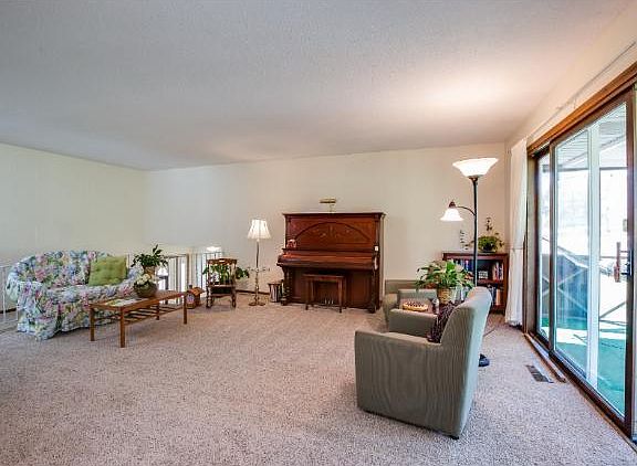 2nd image of 4412 W 98th Street Cir