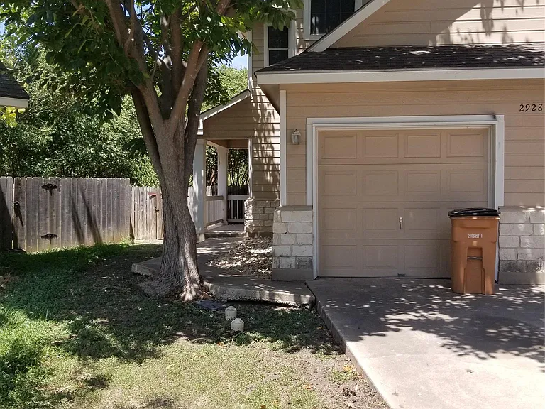 2928 Thrushwood Dr #A — Photo 1