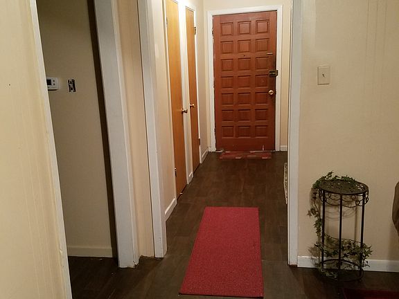 4th image of 3510 Oakhill Dr