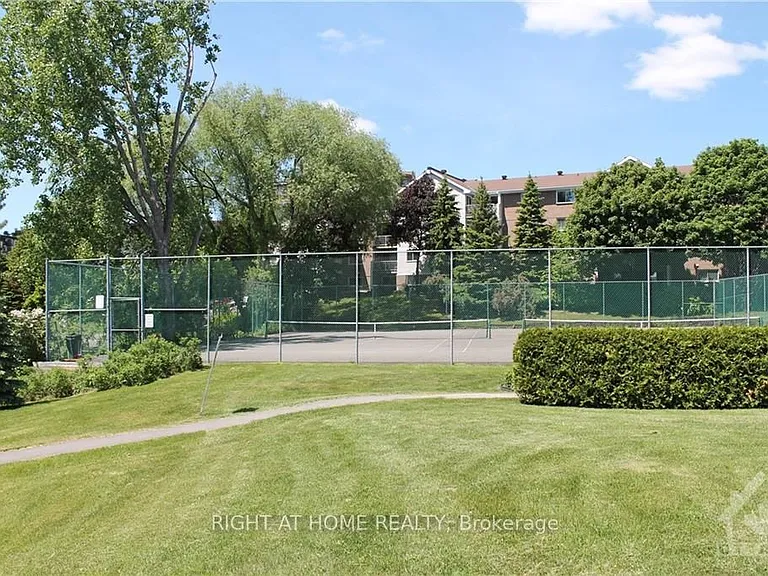260 Brittany Dr #414 — Photo 29