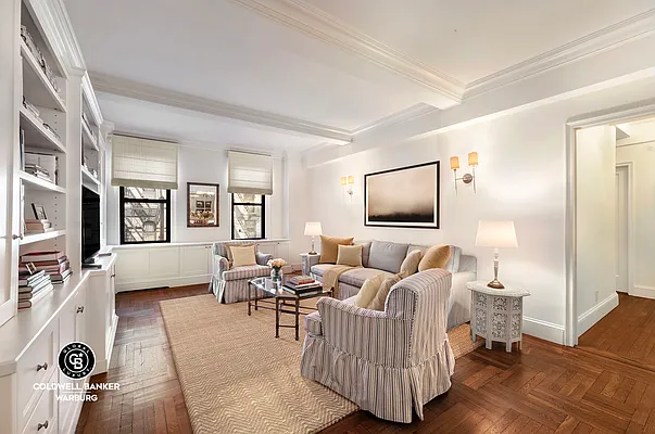 Sold by Coldwell Banker Warburg | media 1