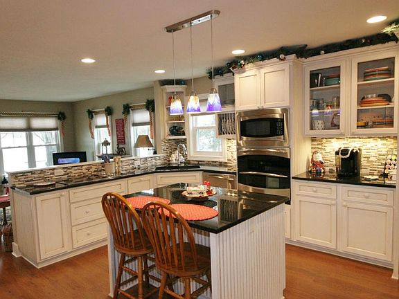 2nd image of 8920 W Suwanee Trl