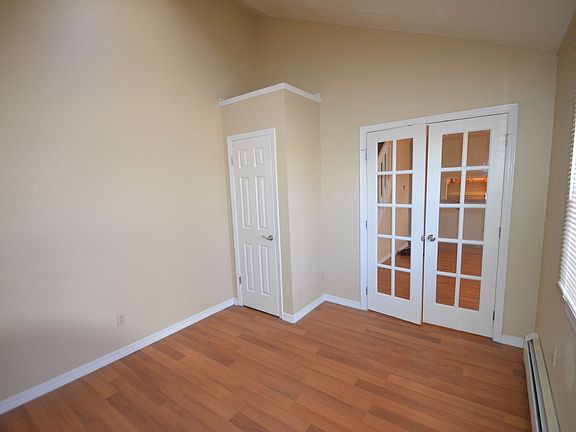 4th image of 670 Winona Ct APT 21