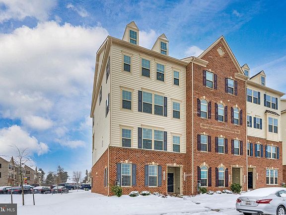2nd image of 10000 Beerse St
