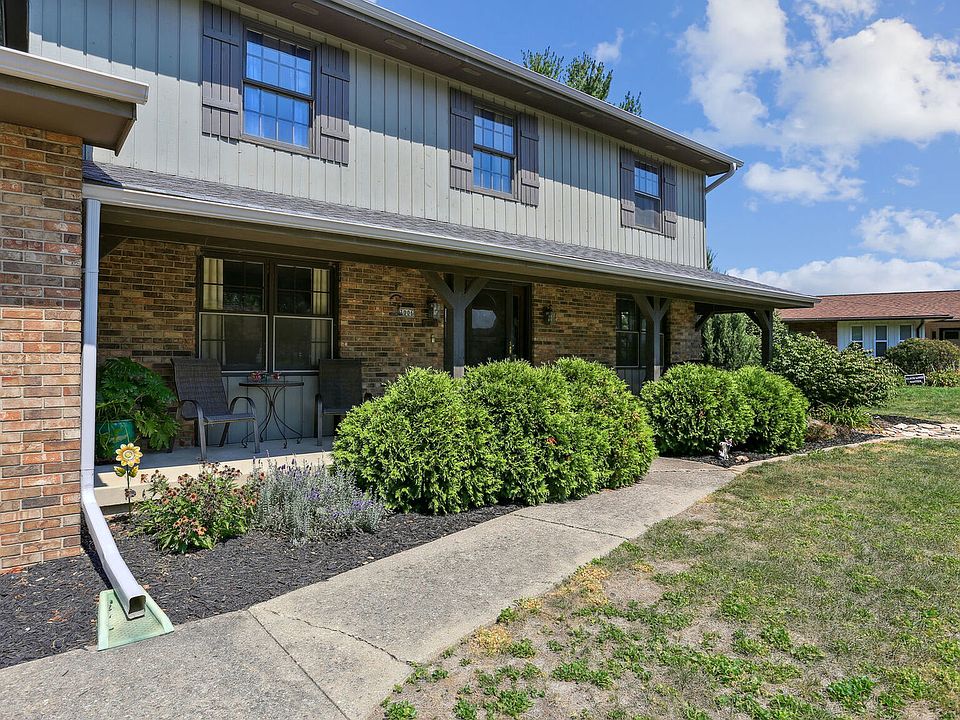 2nd image of 3006 Meadowbrook Ct