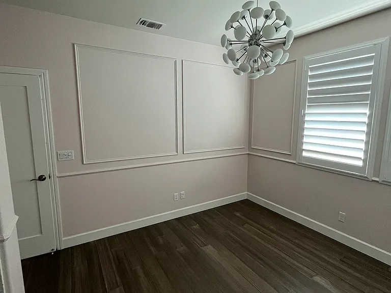 Admiral Cir — Photo 2