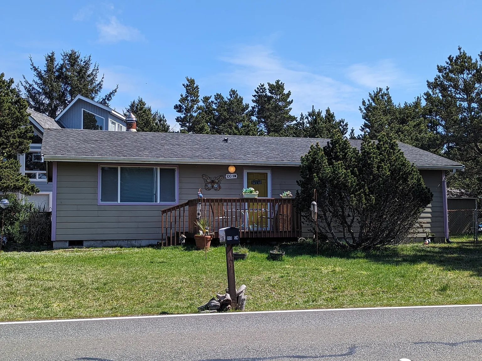 100 Ocean Shores Blvd SW — Photo 1