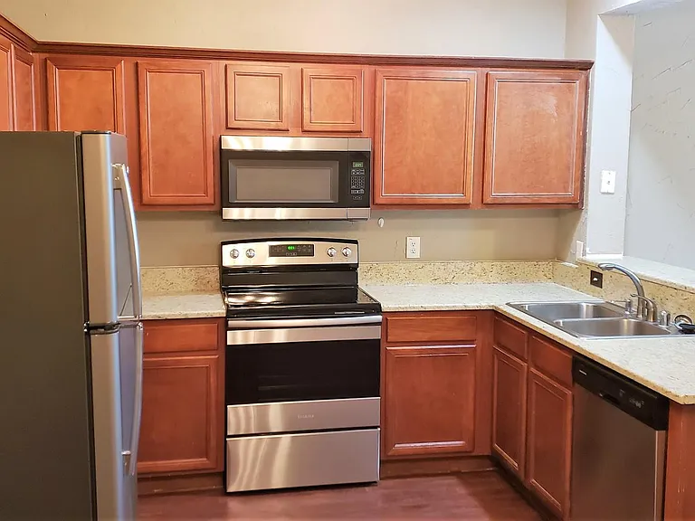 4808 Stone Gate Trl — Photo 5