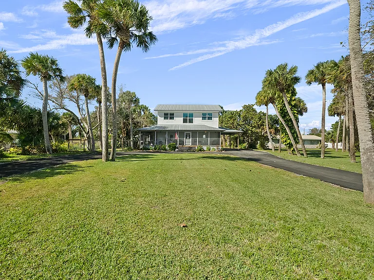 6789 S Indian River Dr — Photo 41