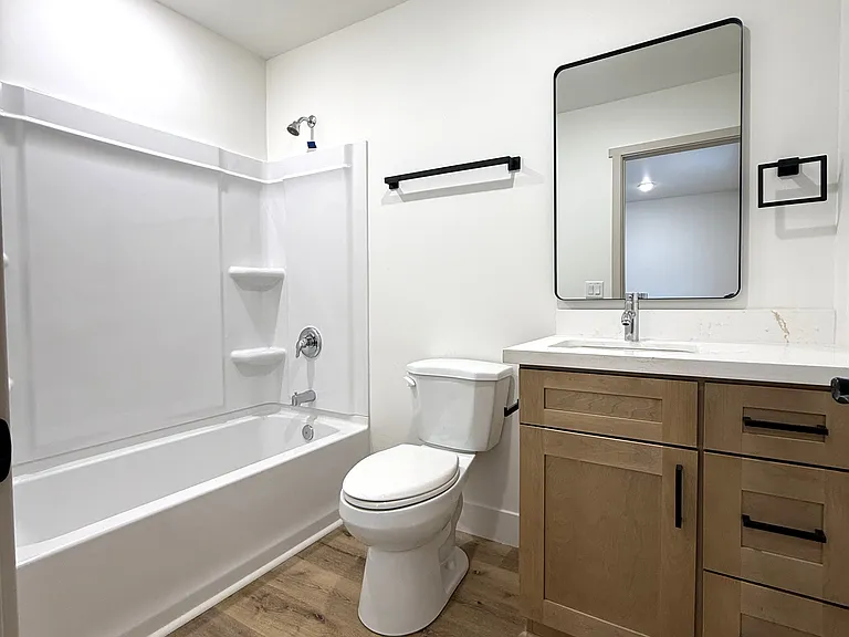 201 W Center St #13 — Photo 12