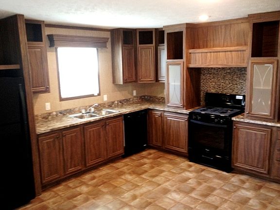 3rd image of 178 Wallasey Dr SW