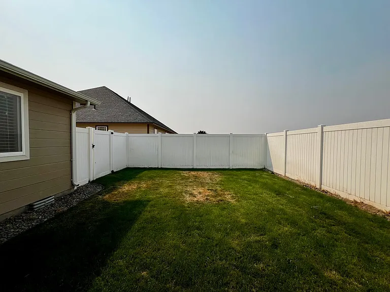 1006 S 91st Ave #2 — Photo 16