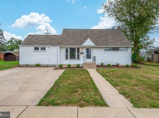 3793 Stuart Dr, York, PA 17402