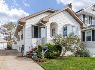 317 W Hudson St, Long Beach, NY 11561